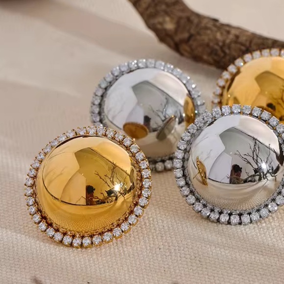 ◾️18K Gold Plated Bling Cubic Zirconia Round Big Stud Earrings - Picture 14 of 15